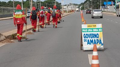 notícia: Governo do Estado inicia serviços de manutenção da Rodovia Duca Serra, em Macapá