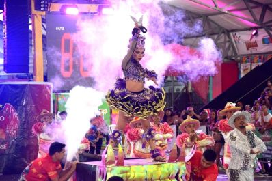 notícia: Governo do Amapá reúne principais festivais juninos no Arraiá do Povo 2025, na Zona Norte de Macapá