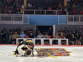 notícia: Com apoio do Governo do Amapá, 2º Black Belt Força Tática da PM premia novos campeões de jiu-jitsu 