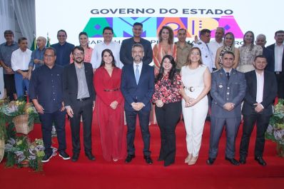 notícia: Governador Clécio Luís empossa sete novos gestores para o Governo do Amapá