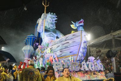 notícia: Carnaval 2025: Piratas da Batucada apresenta 'A Realeza do Sertão: o cordel azul e dourado de quem fez deste torrão o seu reinado'