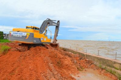 notícia: Governo do Amapá avança com terraplanagem e drenagem do solo no Complexo do Aturiá, em Macapá