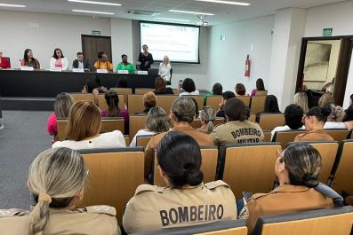 notícia: Governo do Estado celebra 92 anos do voto feminino no Brasil com debate sobre liderança das mulheres na política