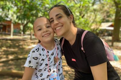 notícia: 'Vim em busca de uma vida melhor e me encantei’, diz mãe estrangeira de Guia Mirim do Museu Sacaca