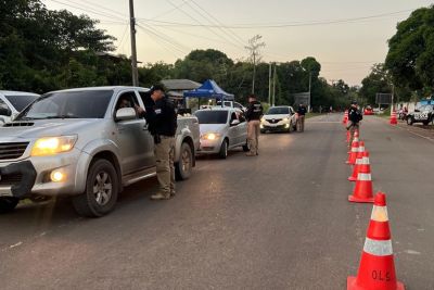 notícia: Operação Lei Seca aborda 140 motoristas no primeiro fim de semana da Festa de São Tiago, em Mazagão