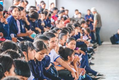 notícia: Governo do Estado leva palestra ‘Namoro sem Violência’ para alunos da Escola Antônio Munhoz Lopes, em Macapá