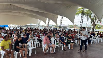 notícia: Governo do Estado ensina técnicas de vendas para 700 empreendedores que irão atuar na 53ª Expofeira do Amapá