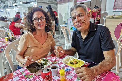 notícia: Gastronomia regional é preferência de visitantes no primeiro dia da 53ª Expofeira do Amapá