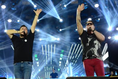 notícia: Dupla Bruno e Marrone emociona público ao levar 'máquina' de hits românticos na abertura da 53ª Expofeira do Amapá