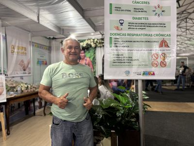 notícia: 'Estou há 10 anos sem cigarro', celebra visitante ao ver ação contra tabagismo na 53ª Expofeira do Amapá