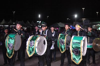 notícia: Sincronia e som ritimado encantam público no segundo dia do 5º Festival de Bandas e Fanfarras na 53ª Expofeira do Amapá