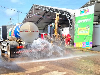 notícia: Governo do Estado garante limpeza diária de espaços para receber visitantes na 53ª Expofeira do Amapá