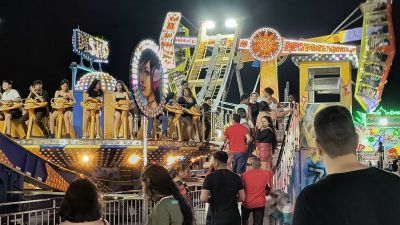 notícia: Governo do Estado promove 'domingo da família' com parque de diversão gratuito para crianças na 53ª Expofeira do Amapá