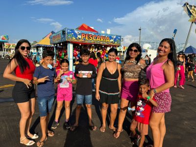 notícia: 'Oportunidade única para celebrar momentos especiais', diz professora de Oiapoque ao visitar a 53ª Expofeira do Amapá com a família