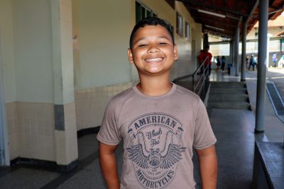 notícia: 'Pretendo ser fluente e viajar para a França', diz aluno da Escola Bilíngue Marly Maria, premiada com Selo de Excelência, em Macapá