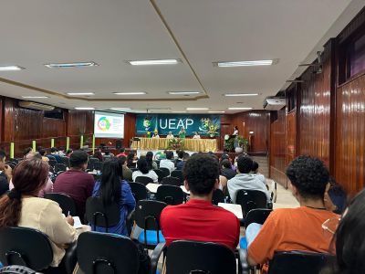 notícia: Ueap encerra 3ª Semana de Engenharia Ambiental com debates sobre gestão e preservação da natureza