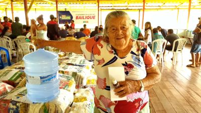 notícia: 'Nos sentimos acolhidos por nossos representantes', diz moradora do Bailique atendida em ação emergencial do Governo do Amapá