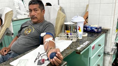 notícia: ‘Feliz em colaborar com quem precisa’, diz voluntário do distrito do Bailique ao doar no Hemoap, em Macapá