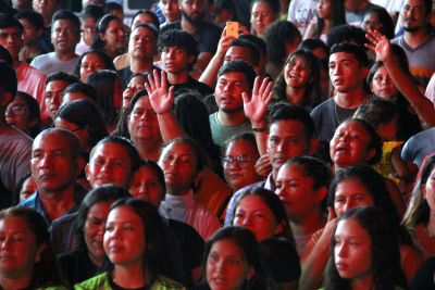 notícia: Com apoio do Governo do Amapá, caminhada celebra o Dia do Evangélico e a fé cristã em Macapá