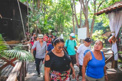 notícia: Governo do Amapá promove momento de lazer no Museu Sacaca para idosos do Residencial Vila dos Oliveiras, em Macapá