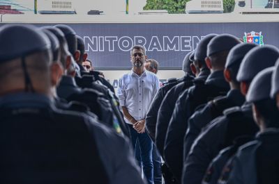 notícia: 'É a presença firme da Polícia Militar junto à população’, destacou o governador Clécio Luís na entrega de equipamentos da 'Operação Papai Noel'