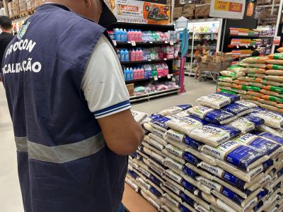 notícia: Procon-AP conclui 2ª fase da Operação ‘Fim de Ano’ e autua dois supermercados em Macapá