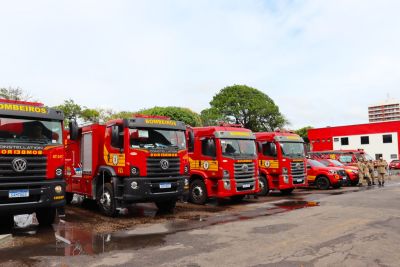 notícia: Governo do Amapá reforça segurança pública com entrega de equipamentos e promoção de oficiais do Corpo de Bombeiros