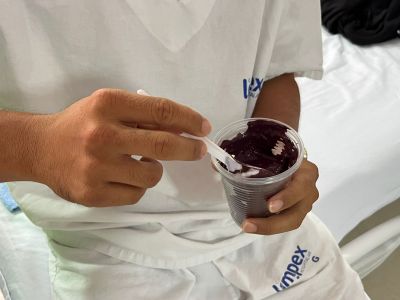 notícia: Governo do Amapá promove 'Dia do Açaí' para pacientes internados no anexo do Hospital de Emergência