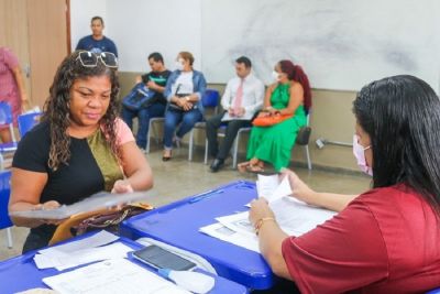 notícia: Matrícula escolar 2025: Governo do Amapá abre polos para pais e responsáveis com dificuldade no acesso à internet