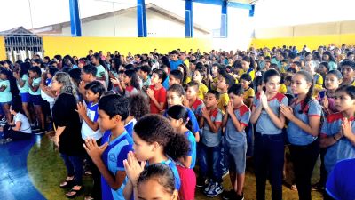 notícia: Mais de 1,2 mil estudantes participam de ensaio geral da Cantata Natalina 2024 do Governo do Amapá