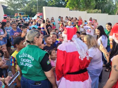 notícia: ‘Amigos de Noel’: com apoio do Governo do Amapá, iniciativa leva lazer para mil crianças do Igarapé da Fortaleza, em Santana