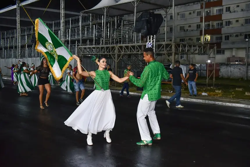 No segundo e terceiro dia, os ensaios técnicos são paras as escolas de samba do Grupo Especial, divididas em 3 por noite