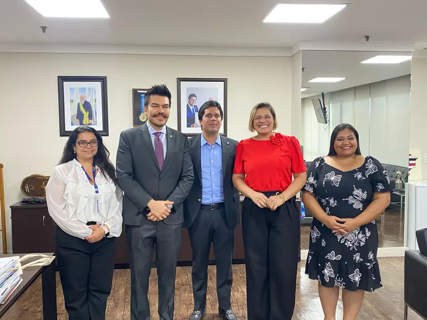 Foto: Sanderson Dias Secretária Cibely Peixoto durante reunião no Ministério do Esporte, em Brasília, ao lado do ministro André Fufuca, do deputado federal Augusto Puppio e da articuladora institucional Marcela Santana