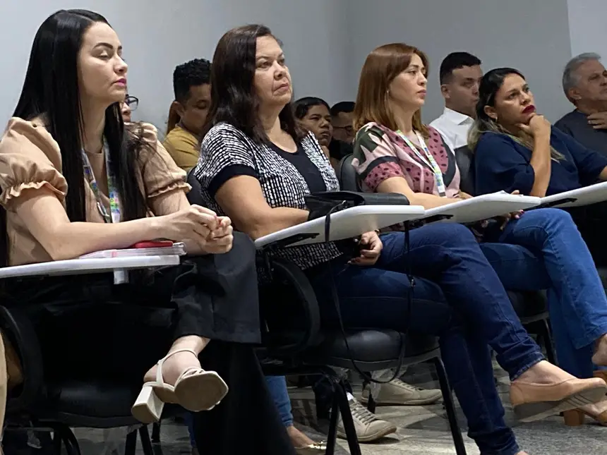 O diálogo destacou avanços da assistência psicológica
