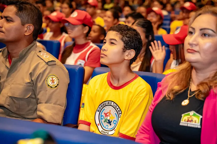  <div class='credito_fotos'>Foto: Jessé Matos/Agência Grito   |   <a href='/midias/2025/originais/20250513092130-GF00016061-F00190171.webp' download><i class='fa-solid fa-download'></i> Download</a></div>