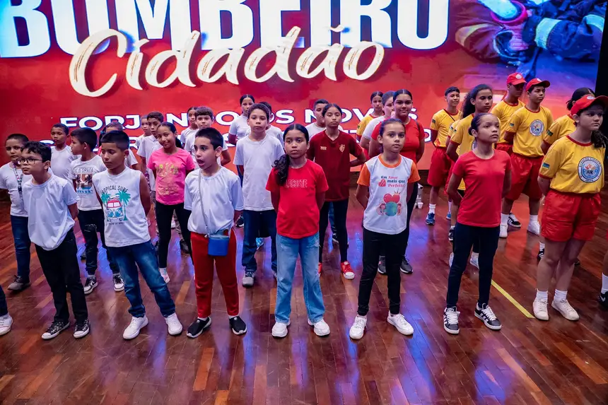  <div class='credito_fotos'>Foto: Jessé Matos/Agência Grito   |   <a href='/midias/2025/originais/20250513092149-GF00016061-F00190180.webp' download><i class='fa-solid fa-download'></i> Download</a></div>