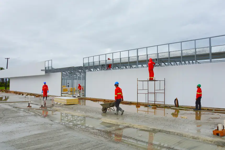 Foto: Jhon Martins/GEA Frentes de trabalho avançam na estruturação do Novo Hospital de Pequeno Porte