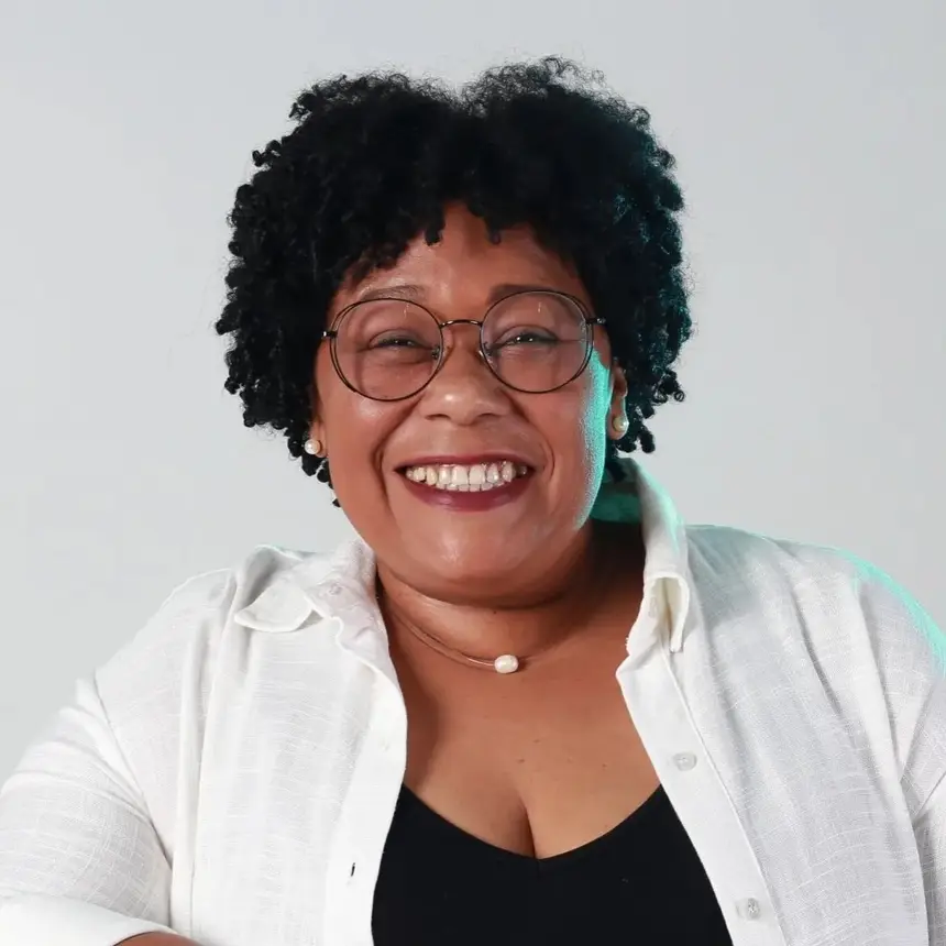 Alzira Nogueira