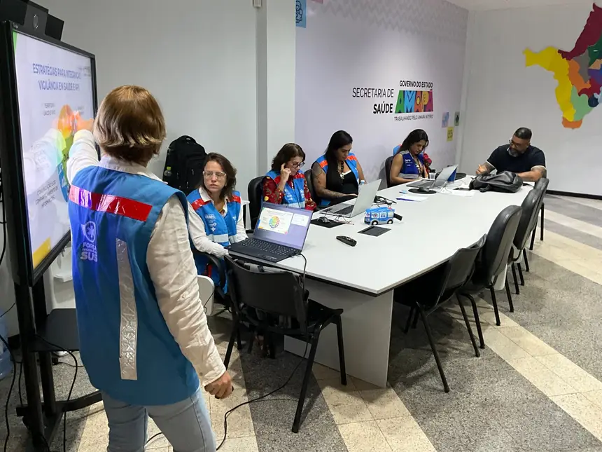 A ação teve como foco o acompanhamento dos fluxos de atendimento — desde a entrada, triagem e procedimentos clínicos