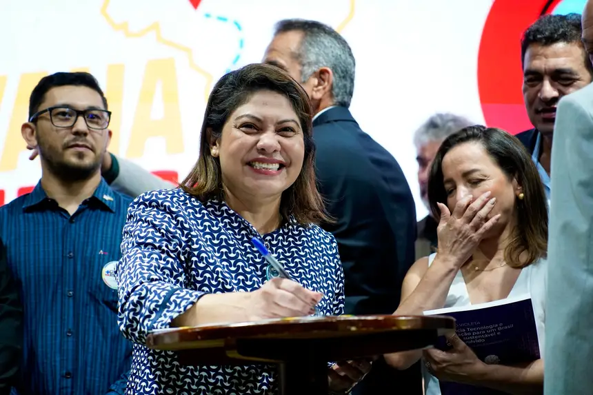  <div class='credito_fotos'>Foto: Luhana Baddini/Agência Grito   |   <a href='/midias/2025/originais/20250626151025-GF00016192-F00193958.webp' download><i class='fa-solid fa-download'></i> Download</a></div>