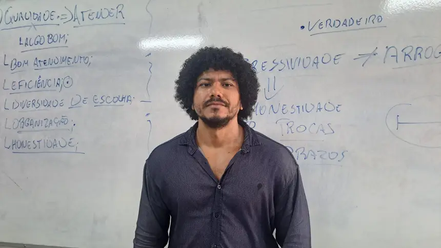Professor do curso, Patrick Jhuan Souza
