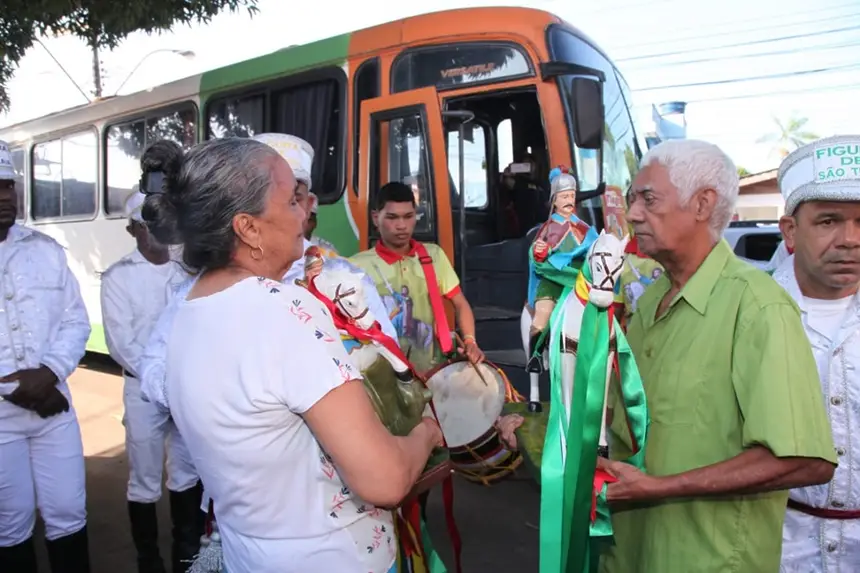 Visita a residências de mazaganenses radicados em Macapá é parte da missão da comitiva
