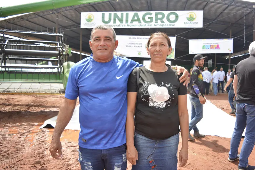 Agricultora Noemia Pantoja de Oliveira e o esposo Solano Barbosa 