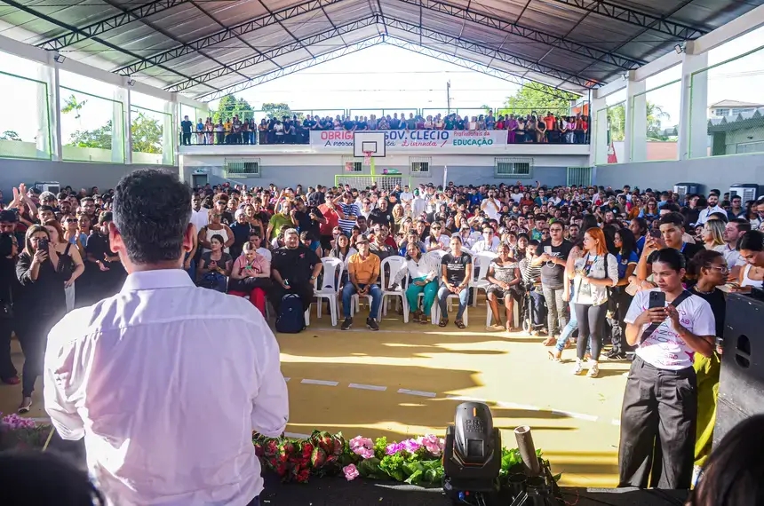 Zona Norte de Macapá celebrou retorno das atividades da escola Ruth Bezerra