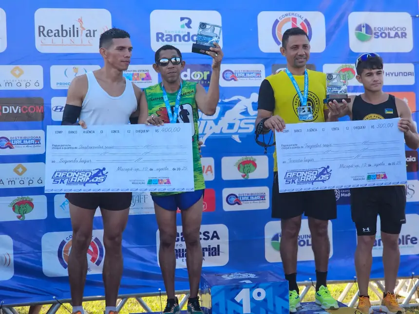 Os primeiros colocados de cada categoria receberam troféus e prêmios em dinheiro de até R$ 1 mil