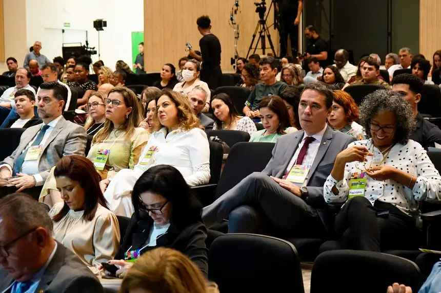  <div class='credito_fotos'>Foto: Luhana Baddini/Agência Grito   |   <a href='/midias/2025/originais/20250812123816-GF00016387-F00201035.webp' download><i class='fa-solid fa-download'></i> Download</a></div>