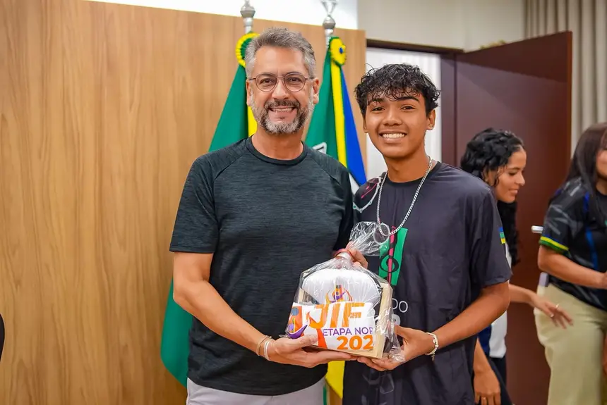  <div class='credito_fotos'>Foto: Jessé Matos/Agência Grito   |   <a href='/midias/2025/originais/20250826082821-GF00016439-F00202569.webp' download><i class='fa-solid fa-download'></i> Download</a></div>
