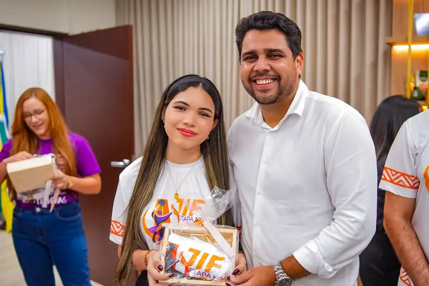  <div class='credito_fotos'>Foto: Jessé Matos/Agência Grito   |   <a href='/midias/2025/originais/20250826082823-GF00016439-F00202571.webp' download><i class='fa-solid fa-download'></i> Download</a></div>