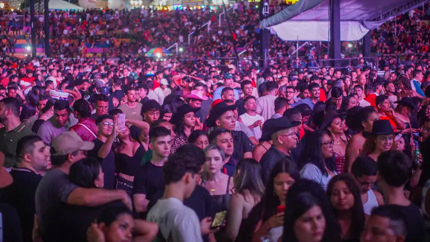  <div class='credito_fotos'>Foto: Arthur Alves / SECOM GEA   |   <a href='/midias/2025/originais/20250831034859-GF00016455-F00203119.webp' download><i class='fa-solid fa-download'></i> Download</a></div>