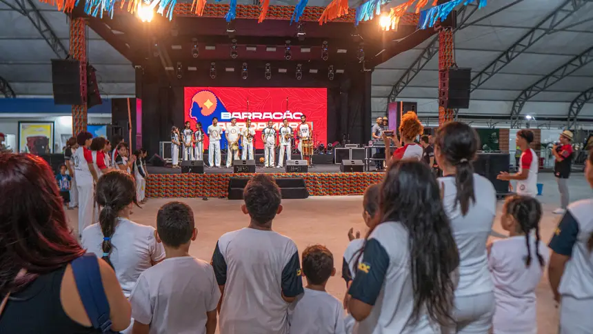  <div class='credito_fotos'>Foto: Arthur Alves / SECOM GEA   |   <a href='/midias/2025/originais/20250831213119-GF00016459-F00203181.webp' download><i class='fa-solid fa-download'></i> Download</a></div>